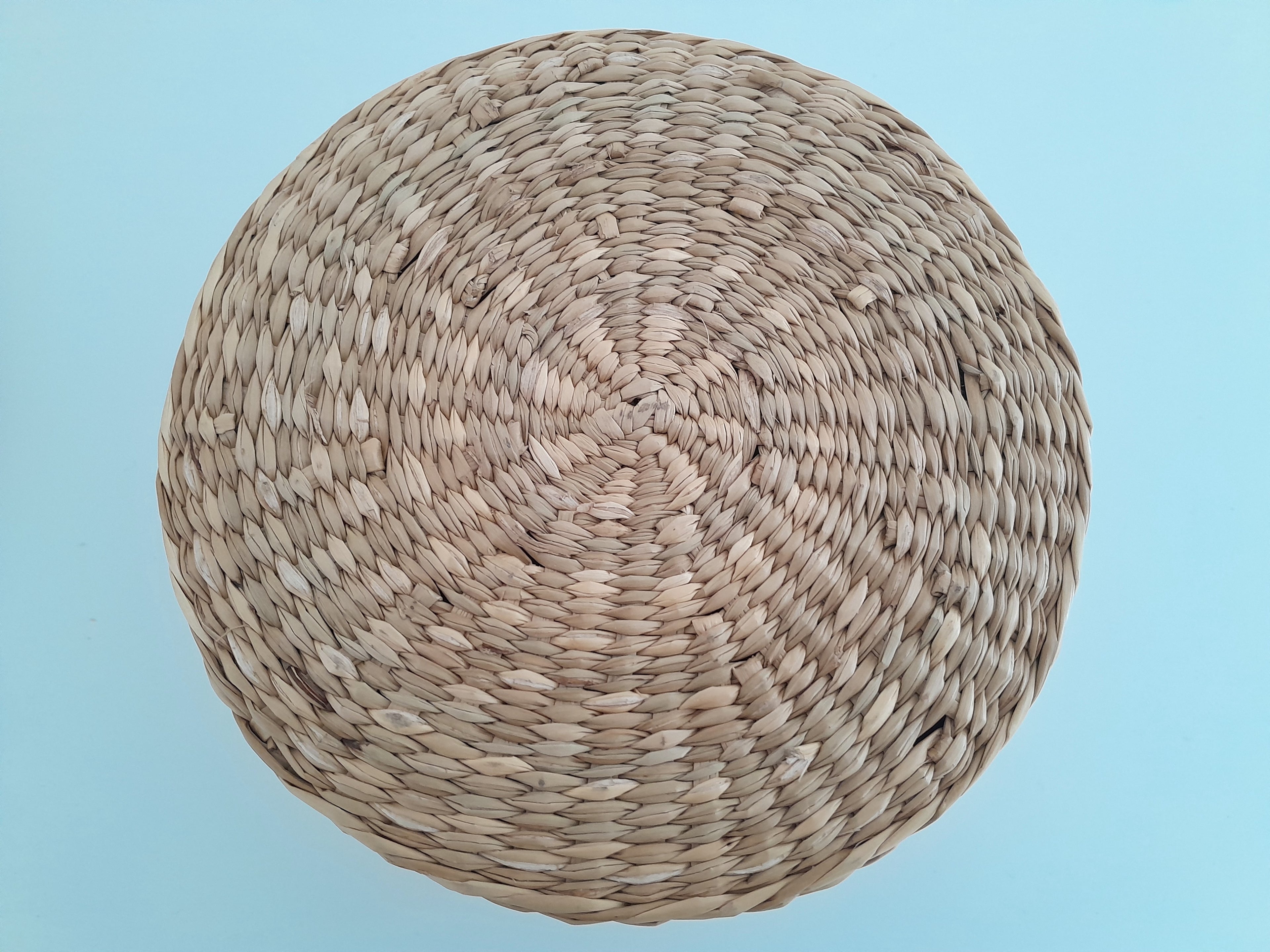 Panier en osier- Ref 024