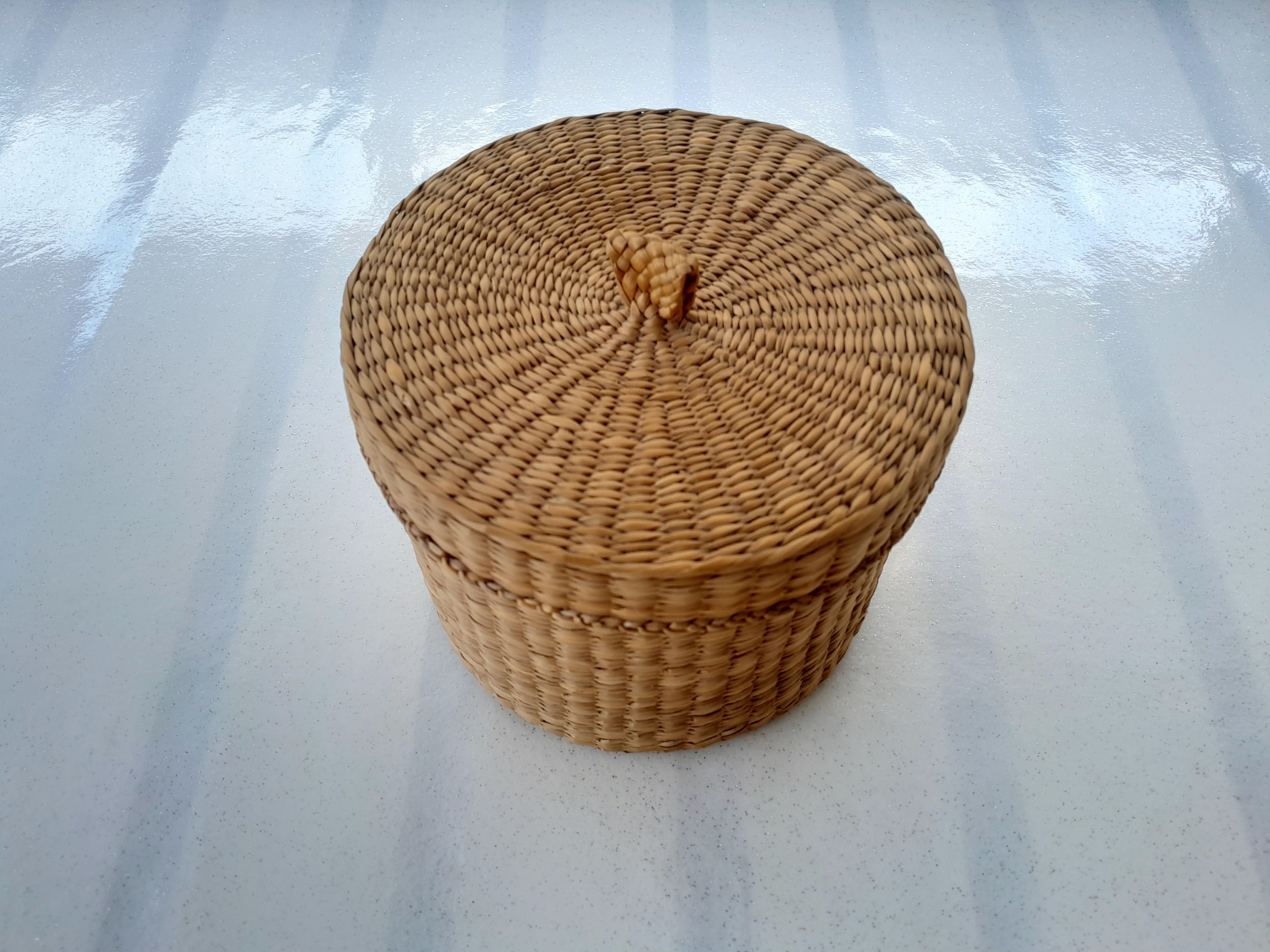 Panier en osier- Ref 024