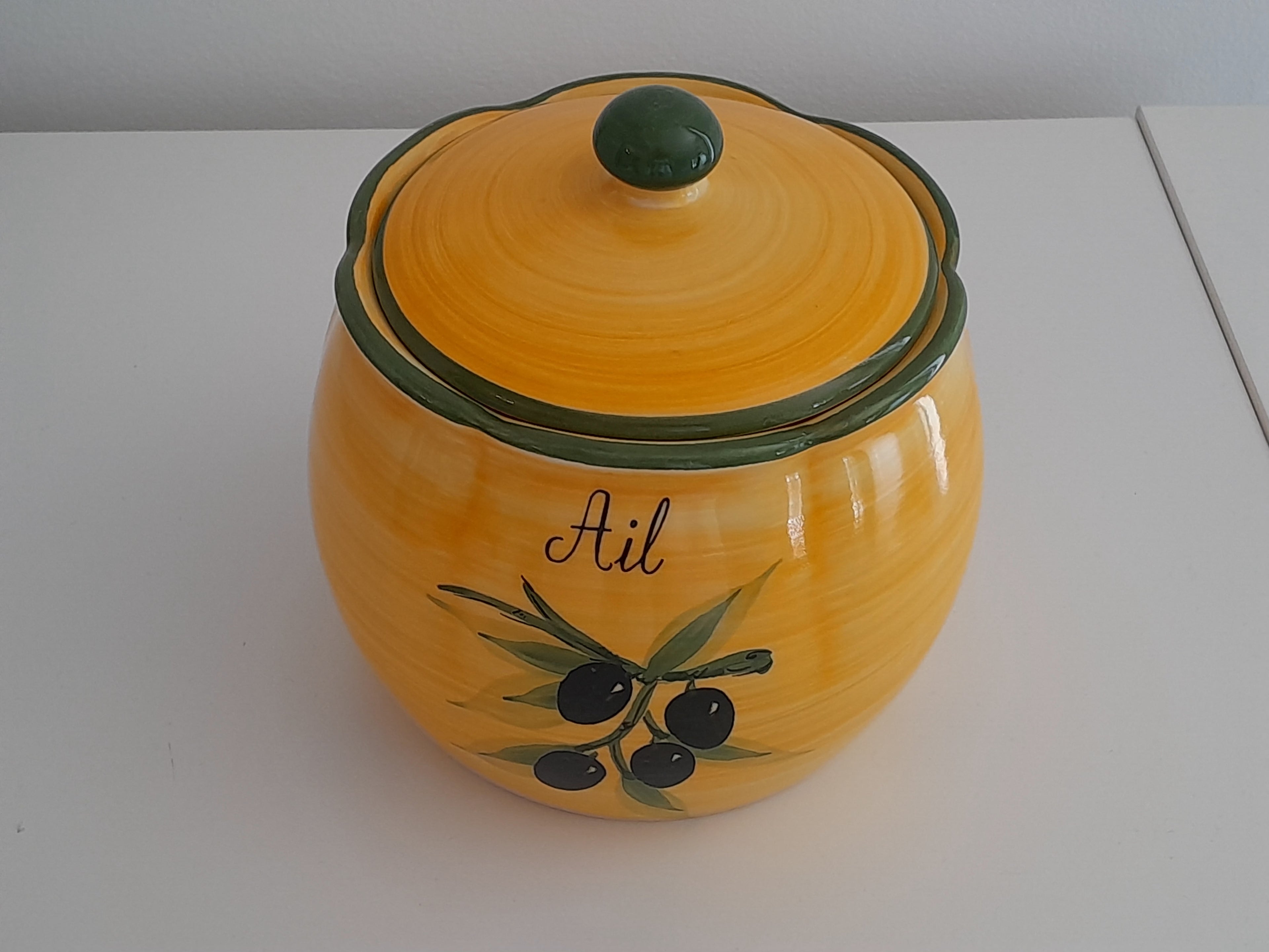 Pot provençal à ail- Ref 047