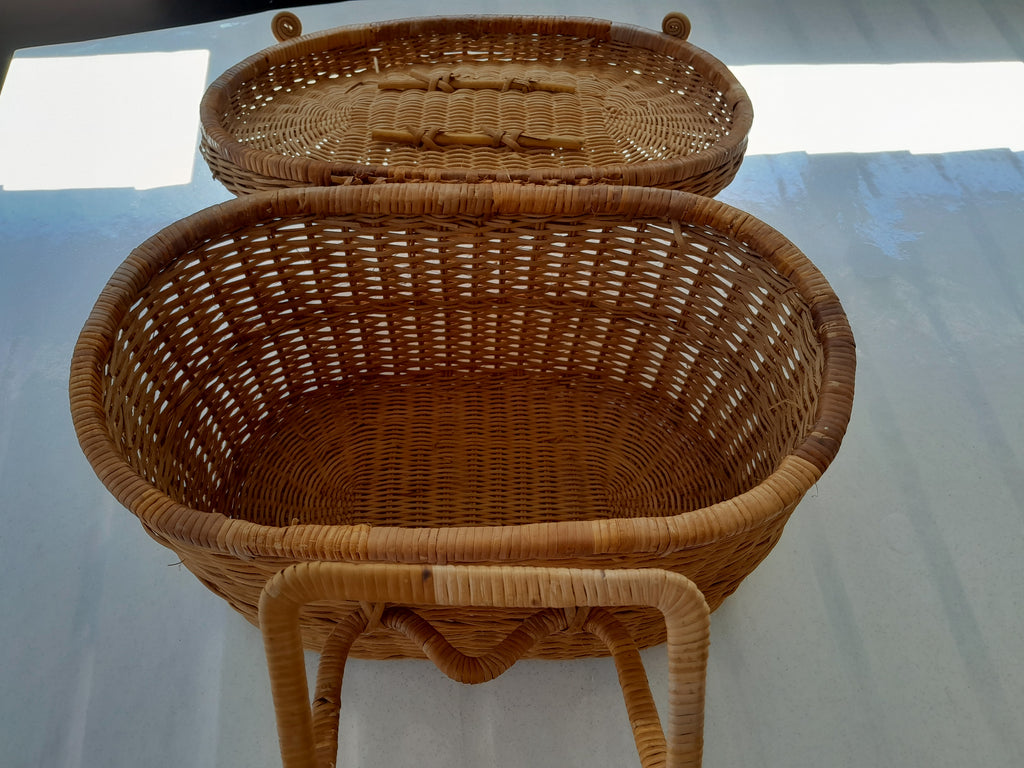 Panier en rotin et osier vintage - Ref 057
