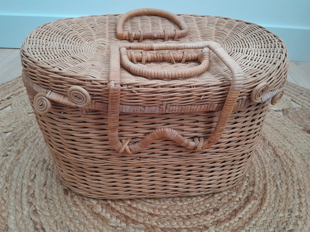 Panier en rotin et osier vintage - Ref 057