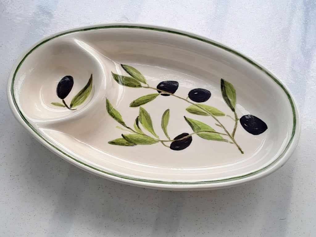 Plat en céramique décor olives - Ref 064