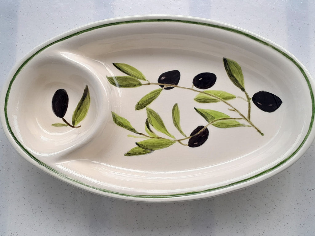 Plat en céramique décor olives - Ref 064